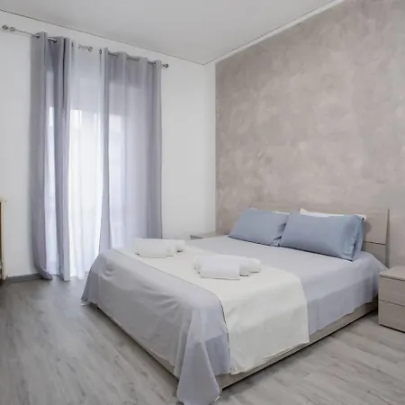 20min Walk Or 2min Drive To Veronafiere * Verona