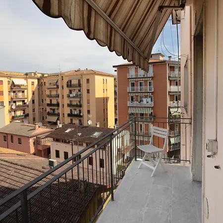 20min Walk Or 2min Drive To Veronafiere