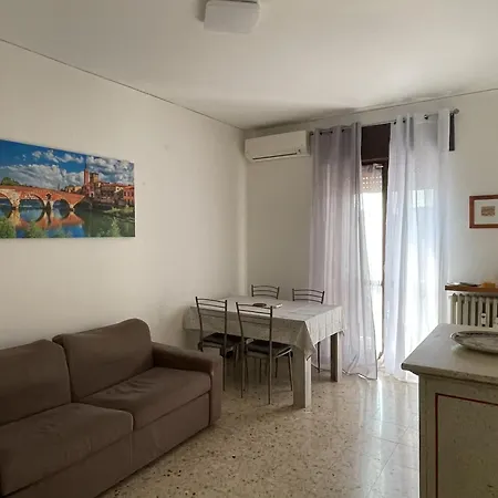 Parisi - Santa Lucia * Verona
