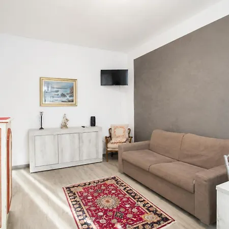20min Walk Or 2min Drive To Veronafiere Apartamento *