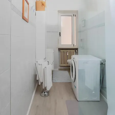 20min Walk Or 2min Drive To Veronafiere Apartment Verona