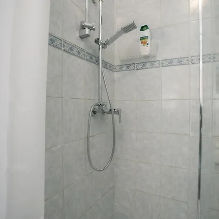 Apartment 20min Walk Or 2min Drive To Veronafiere