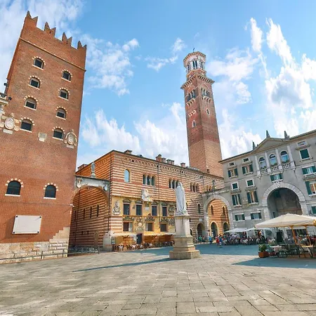 20min Walk Or 2min Drive To Veronafiere Apartamento Verona