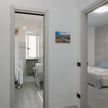 20min Walk Or 2min Drive To Veronafiere 公寓
