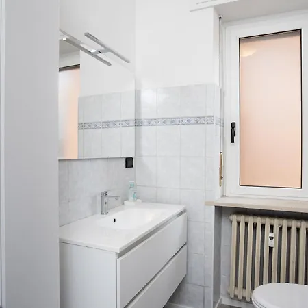 公寓 20min Walk Or 2min Drive To Veronafiere