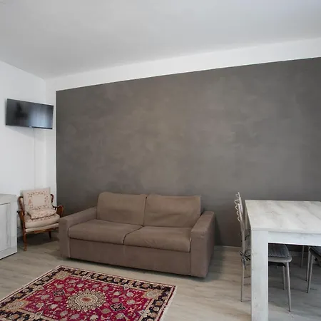 Parisi - Santa Lucia * Verona