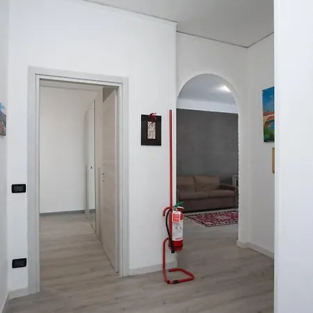 20min Walk Or 2min Drive To Veronafiere 公寓 维罗纳